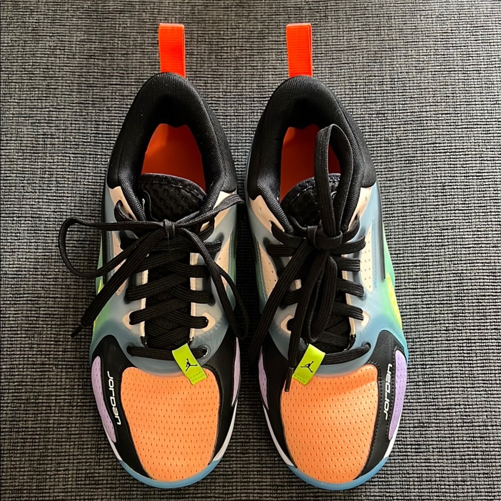 Jordan Heir Series Basketball Shoes size 8.5